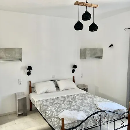 公寓式酒店 扎非里一室公寓 Naxos City