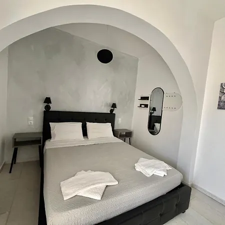 Zafiri מלון דירות Naxos City