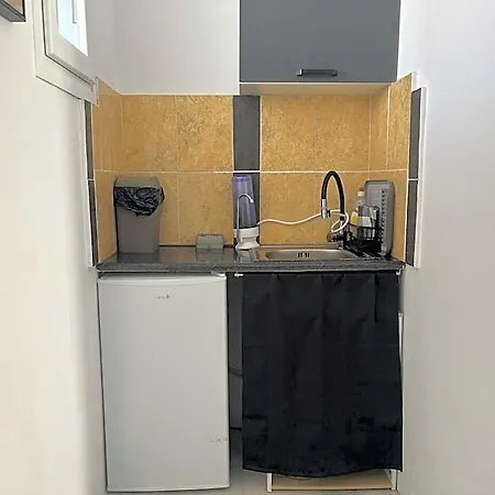 扎非里一室公寓 公寓式酒店 3*