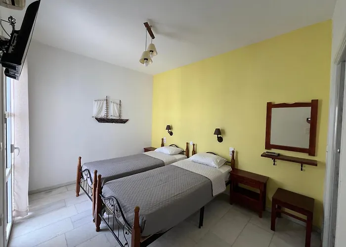 Apartahotel Zafiri 3*